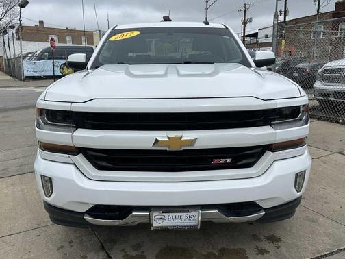 Summit White 2017 Chevrolet Silverado 1500 2LT