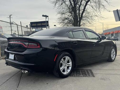 2017 Dodge Charger SE