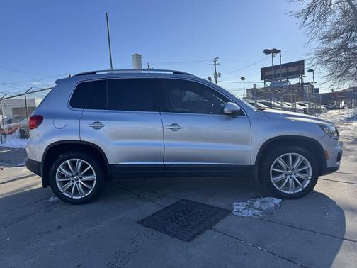 2016 Volkswagen Tiguan SE