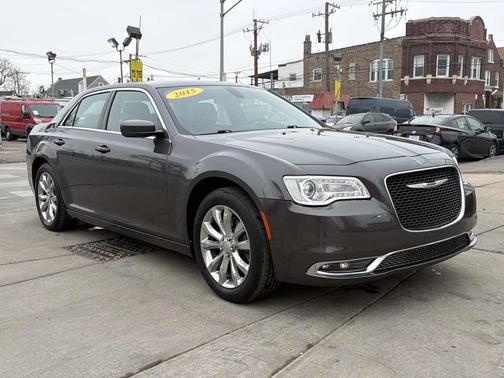 2015 Chrysler 300 Limited