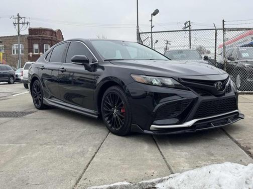 2023 Toyota Camry SE