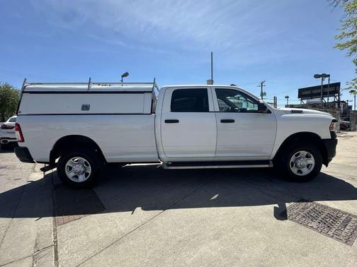 Bright White Clearcoat 2020 RAM 2500 Tradesman Crew Cab 4x4 8' Box
