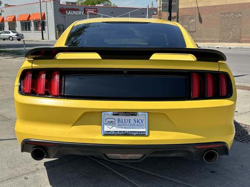 Triple Yellow Tri-Coat 2015 Ford Mustang V6