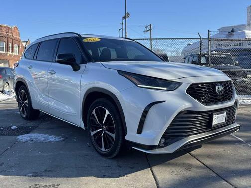 2022 Toyota Highlander XSE