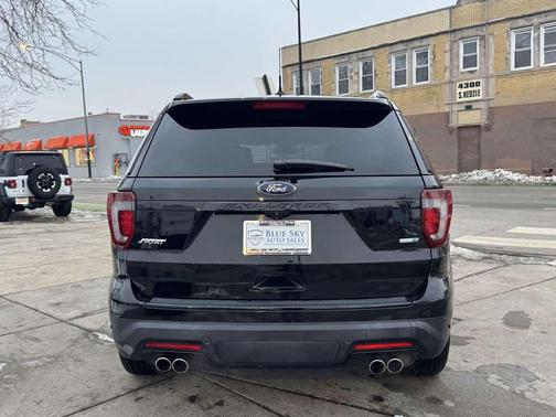 2018 Ford Explorer Sport