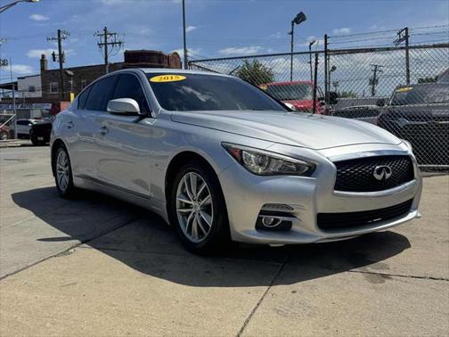 2015 INFINITI Q50 Premium