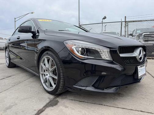 2014 Mercedes-Benz CLA-Class Base