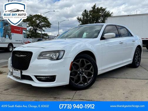 2018 Chrysler 300 S