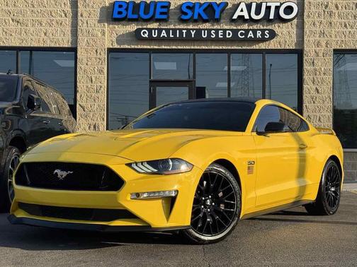 Triple Yellow Tri-Coat 2018 Ford Mustang GT Premium
