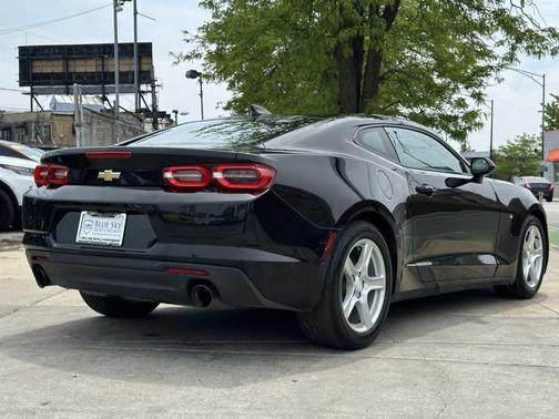 Black 2019 Chevrolet Camaro 1LT