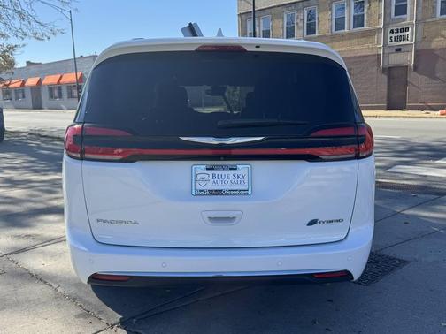2021 Chrysler Pacifica Hybrid Touring L
