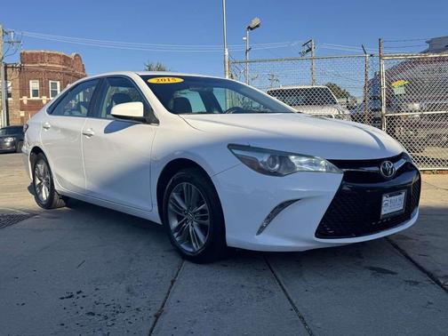 2015 Toyota Camry SE