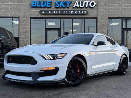 2016 Ford Shelby GT350 Base
