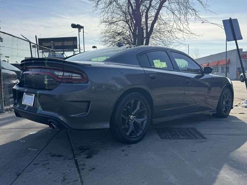 2018 Dodge Charger SXT Plus