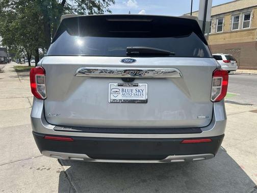 Iconic Silver 2020 Ford Explorer XLT