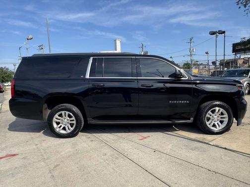 2019 Chevrolet Suburban LT