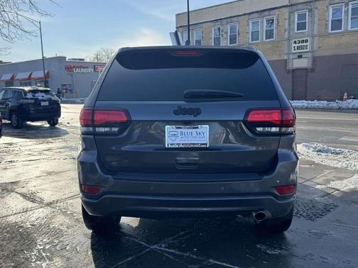 2021 Jeep Grand Cherokee Laredo