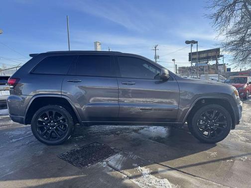 2021 Jeep Grand Cherokee Laredo