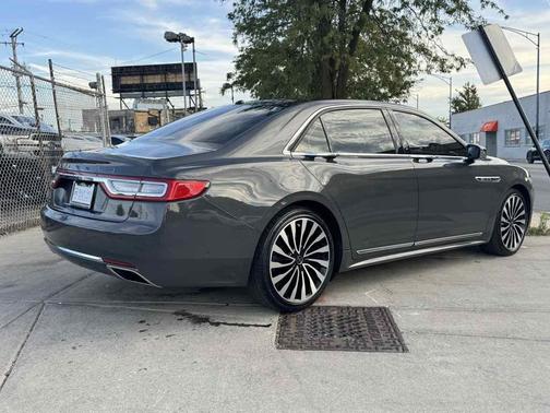2017 Lincoln Continental Black Label