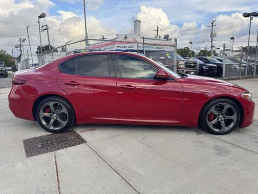 2017 Alfa Romeo Giulia Base