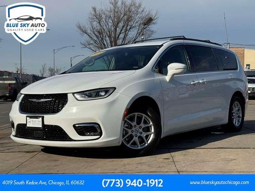 2022 Chrysler Pacifica Touring L