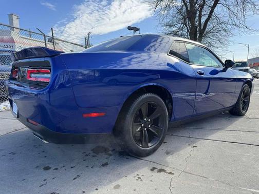 2018 Dodge Challenger SXT