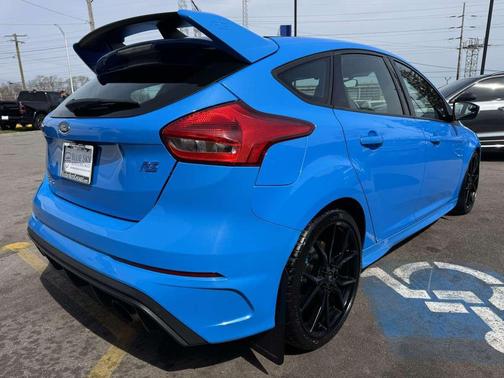 Nitrous Blue Quad-Coat 2017 Ford Focus RS Base