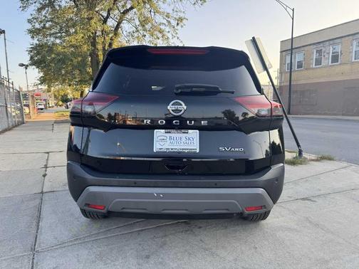 2021 Nissan Rogue SV