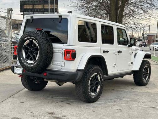 Bright White Clearcoat 2021 Jeep Wrangler Unlimited Rubicon