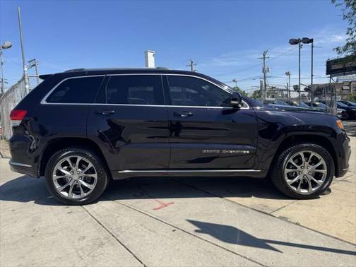 2020 Jeep Grand Cherokee Summit