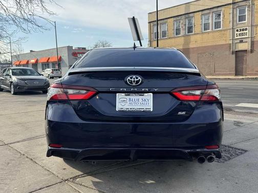 2021 Toyota Camry SE