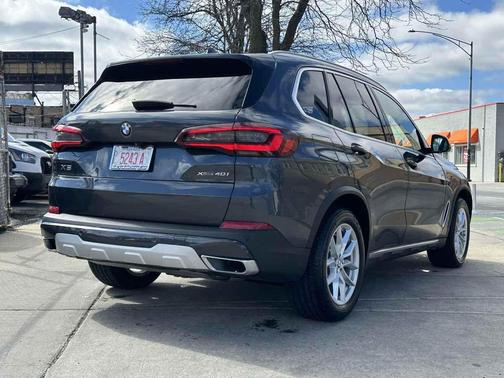 Arctic Gray Metallic 2021 BMW X5 xDrive40i