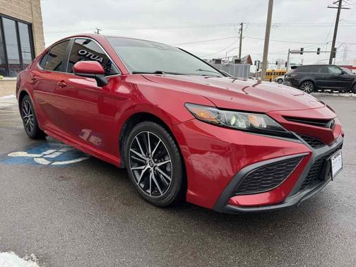 2021 Toyota Camry SE