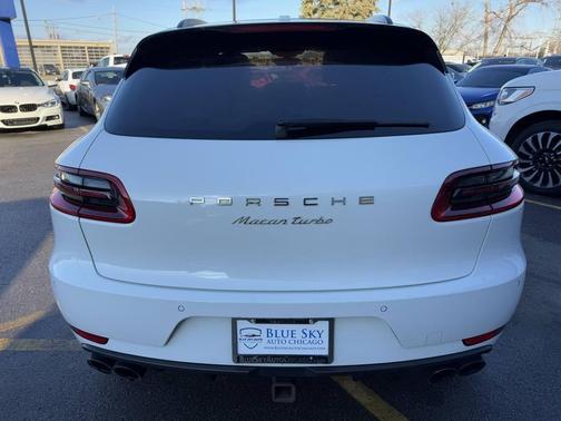 2015 Porsche Macan Turbo