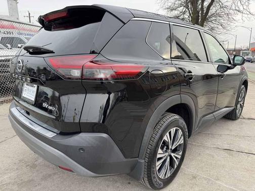 2021 Nissan Rogue SV