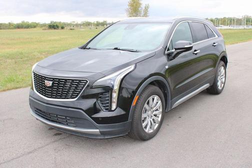 2022 Cadillac XT4 Premium Luxury