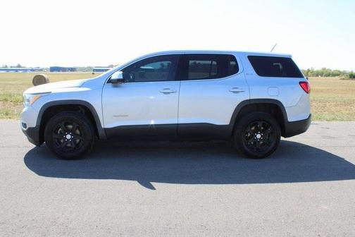 2017 GMC Acadia SLE-1