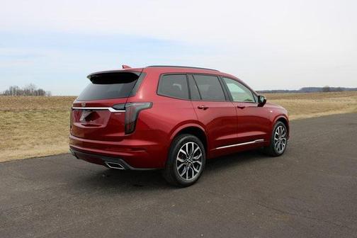 2025 Cadillac XT6 Sport AWD