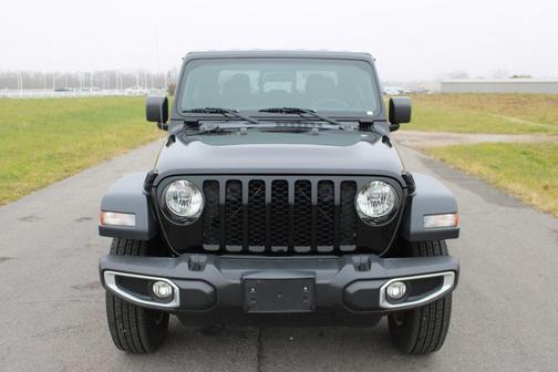 2023 Jeep Gladiator Sport S
