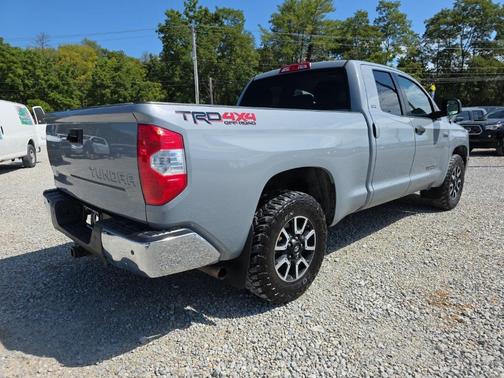 2018 Toyota Tundra SR5
