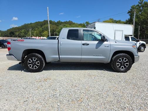 2018 Toyota Tundra SR5