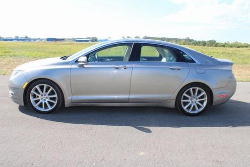 2016 Lincoln MKZ Hybrid Base