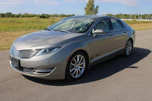2016 Lincoln MKZ Hybrid Base
