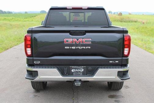 2025 GMC Sierra 1500 SLE