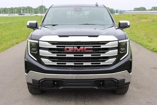 2025 GMC Sierra 1500 SLE