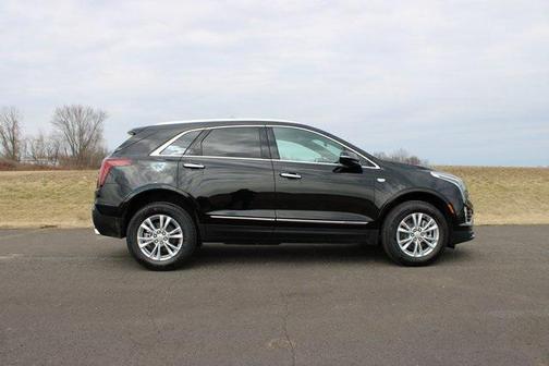 2025 Cadillac XT5 Luxury