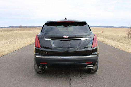 2025 Cadillac XT5 Luxury