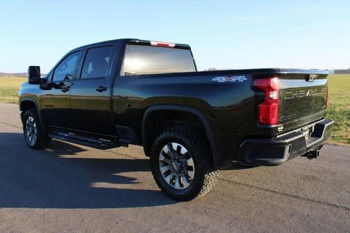 2022 Chevrolet Silverado 2500 Custom