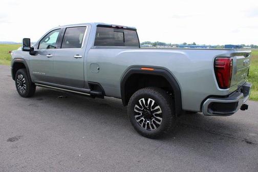 2025 GMC Sierra 3500 Denali