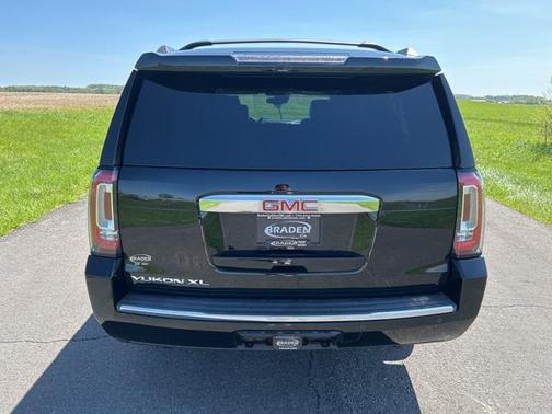 2016 GMC Yukon XL Denali